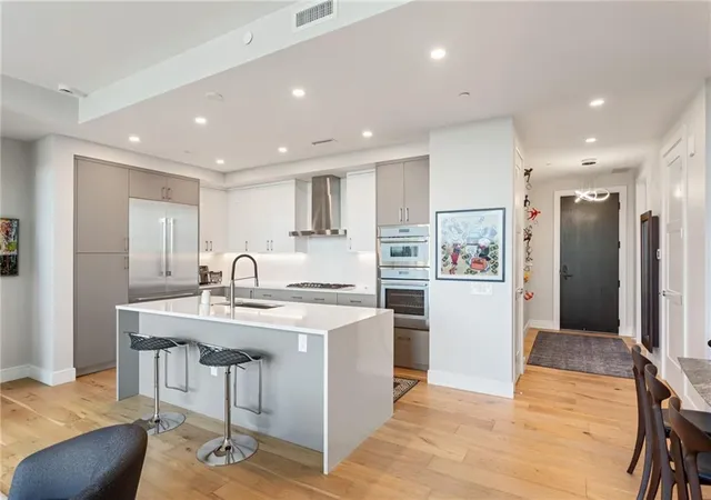 4th image of 2425 Peachtree Rd Ne #1412, Atlanta, GA 30305 | MLS# 7783427
