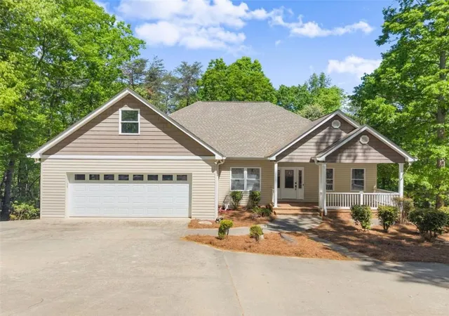 2nd image of 45 Holcomb Dr, Cleveland, GA 30528 | MLS# 7800270