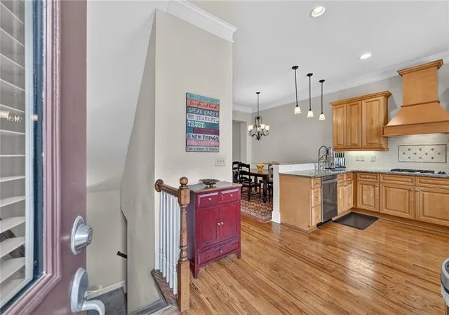 3rd image of 3030 Eltham Pl, Decatur, GA 30033 | MLS# 7809900