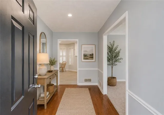 Photo 3 of Sale Pending at 995 Thornwood Ln, Dacula, GA 30019 | MLS# 7788020 | Listing updated on 2026-08-26