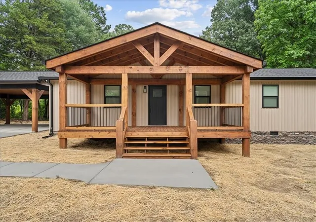 2nd image of 126 Church Rd Sw, Calhoun, GA 30701 | MLS# 7785200