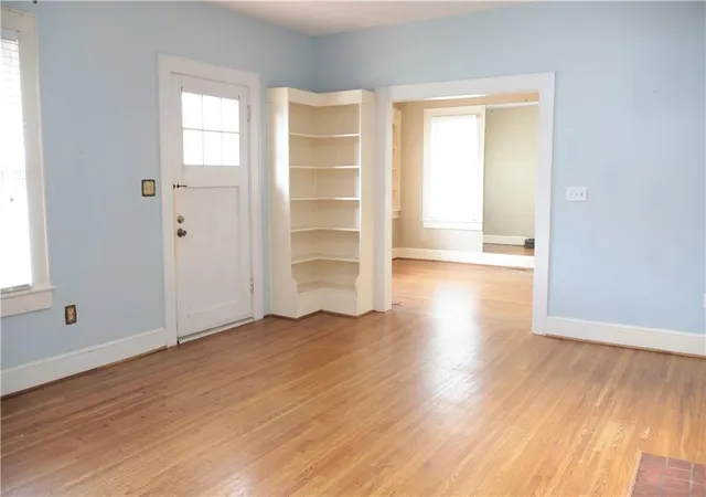 3rd image of 59 Spring St, Buford, GA 30518 | MLS# 7742608