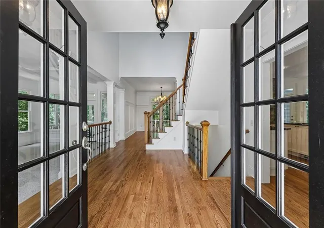 3rd image of 4325 Little Falls Dr, Cumming, GA 30041 | MLS# 7773791