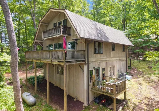 2nd image of 222 Matterhorn Dr, Sautee Nacoochee, GA 30571 | MLS# 7813735