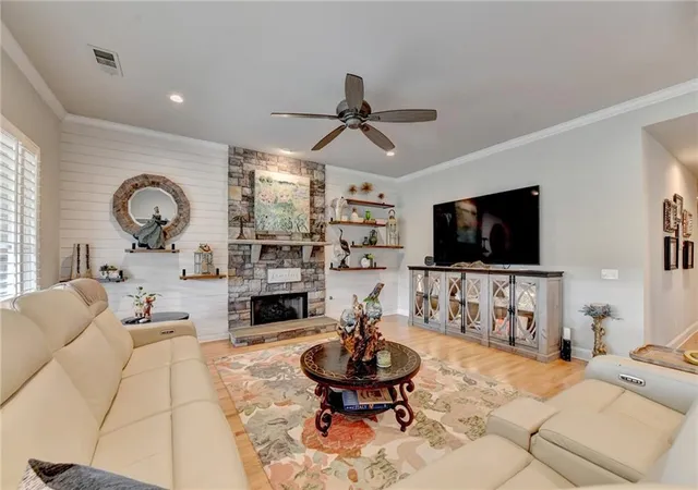 Photo 3 of Single family home for sale at 5340 Old Hvn Ct, Cumming, GA 30041 | MLS# 7804521 | Listing updated on 2026-10-29
