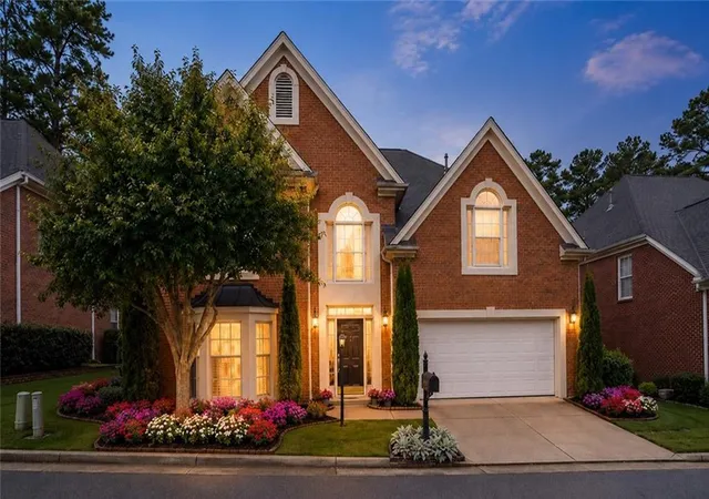 Photo 2 of Sale Pending at 1776 Lavista Oaks Dr, Decatur, GA 30033 | MLS# 7804383 | Listing updated on 2026-08-27