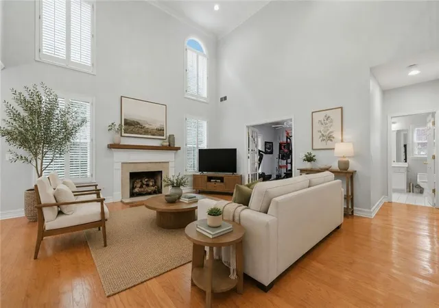 Photo 3 of Single family home for sale at 1776 Lavista Oaks Dr, Decatur, GA 30033 | MLS# 7804383 | Listing updated on 2026-09-24