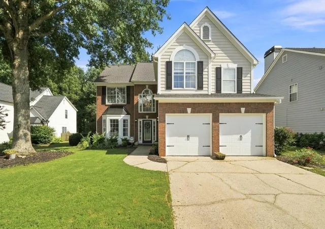 Photo 1 of Single family home for sale at 15000 Crabapple Lake Dr, Roswell, GA 30076 | MLS# 7815255 | Listing updated on 2026-09-12