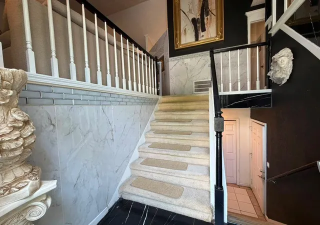 4th image of 875 Long Branch Cir, Sugar Hill, GA 30518 | MLS# 7737424