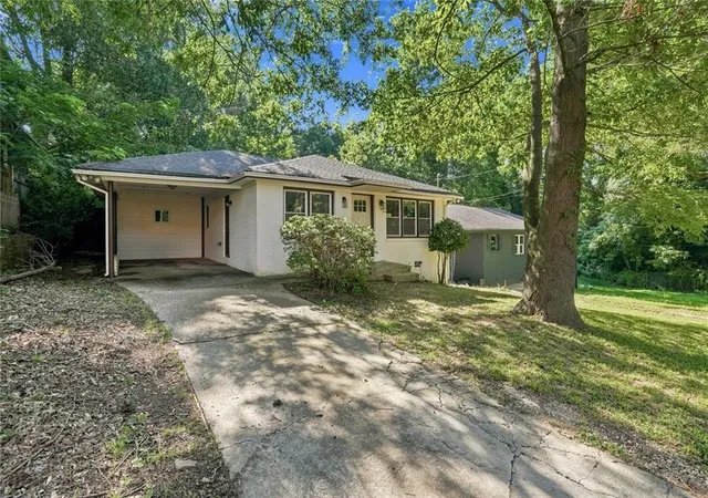 2nd image of 364 Brooks Ave Sw, Atlanta, GA 30310 | MLS# 7813347