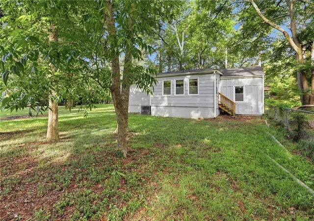 Photo 4 of Sale Pending at 5160 4th Street, Morrow, GA 30260 | MLS# 7777436 | Listing updated on 2026-08-21