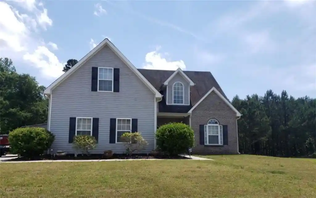 Photo 1 of Single family home for sale at 7968 Glen Iris Dr, Riverdale, GA 30296 | MLS# 7854893 | Listing updated on 2026-10-16