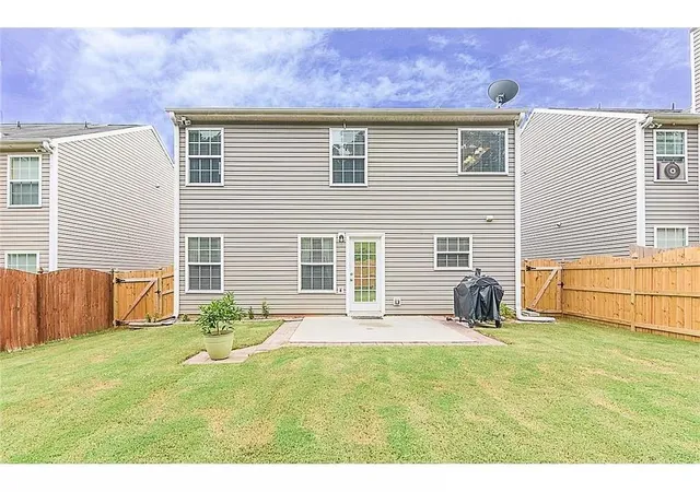 Photo 3 of Single family home for sale at 2385 Mayfair Dr, Cumming, GA 30040 | MLS# 7826251 | Listing updated on 2026-08-25