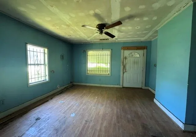 5th image of 1049 Smith St Sw, Atlanta, GA 30310 | MLS# 7773919