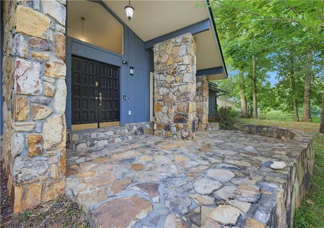 2nd image of 2544 Highland Dr, Conyers, GA 30013 | MLS# 7797324