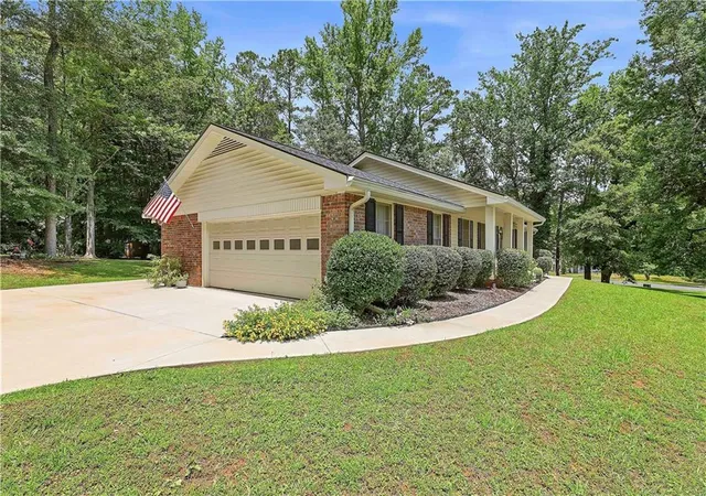 Homes for sale in Fairburn, GA | 6650 Corico Wy, Fairburn, GA 30213 | MLS# 7781398