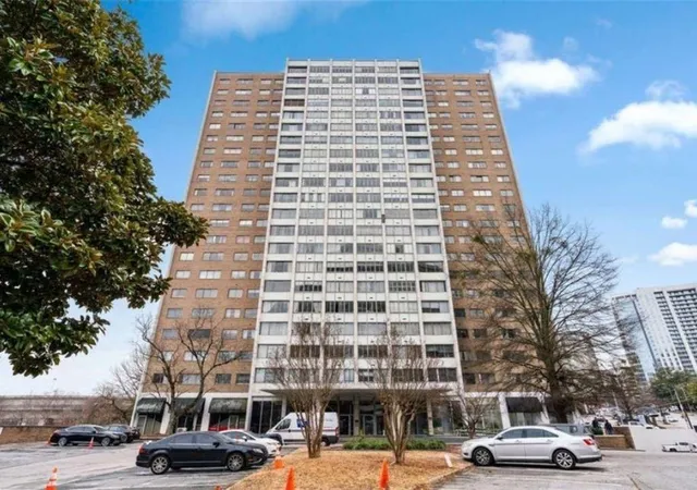 Listing Photo 2 - Condo for sale in building located at 215 Piedmont Ave Ne, Atlanta, GA 30308 - Unit #702