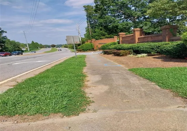 1st image of 2672 Roswell Rd, Marietta, GA 30062 | MLS# 7824870