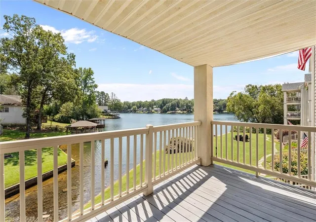 Photo 2 of Condo for sale at 706 Berry Ct, Villa Rica, GA 30180 | MLS# 7828437 | Listing updated on 2026-08-31