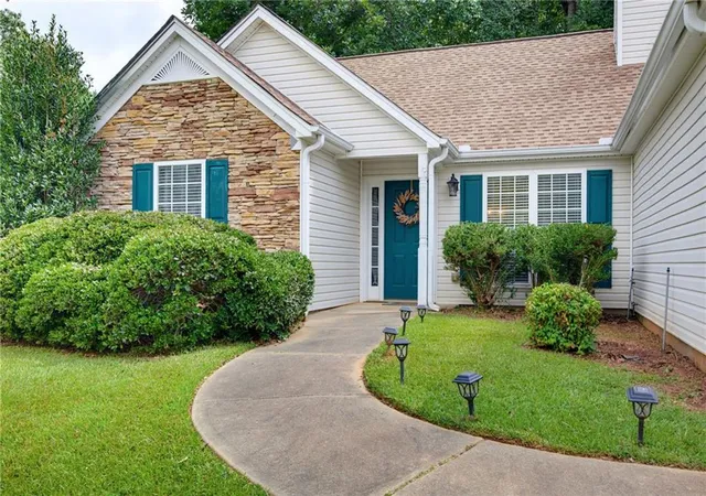 3rd image of 477 Oakview Dr, Dallas, GA 30157 | MLS# 7810621