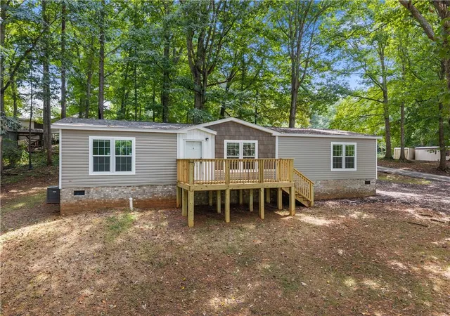 1st image of 210 Woodland St, Homer, GA 30547 | MLS# 7826194