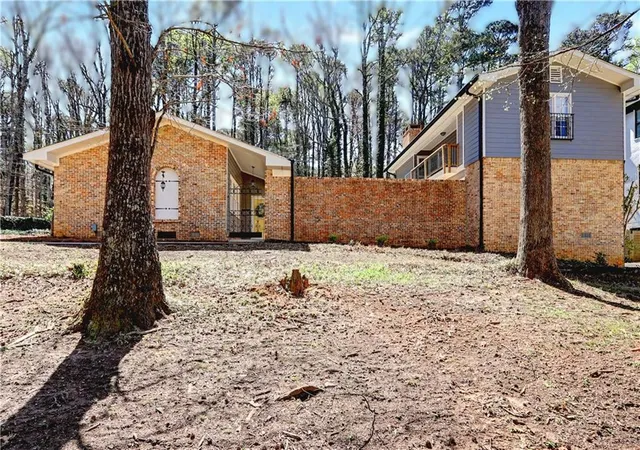 Photo 1 of Single family home for sale at 5213 Oxbow Rd, Stone Mountain, GA 30087 | MLS# 7735435 | Listing updated on 2026-10-08