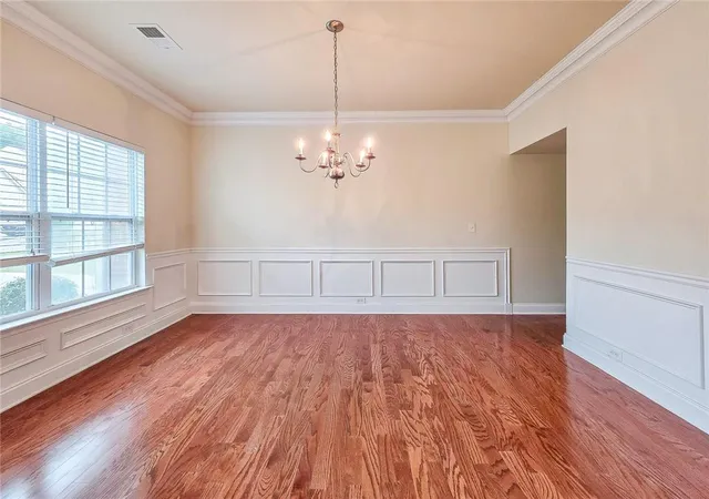 3rd image of 1495 Rocky Shoals Ln, Suwanee, GA 30024 | MLS# 7775749