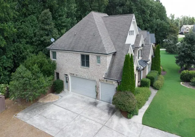 Photo 3 of Single family home for sale at 6905 Concord Brk Ln, Cumming, GA 30028 | MLS# 7823477 | Listing updated on 2026-08-30