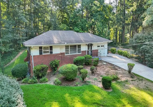 Photo 3 of Single family home for sale at 2560 Wood Valley Dr, Atlanta, GA 30344 | MLS# 7822781 | Listing updated on 2026-08-18