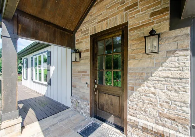 3rd image of 161 Hensley Ln, Hoschton, GA 30548 | MLS# 7712659