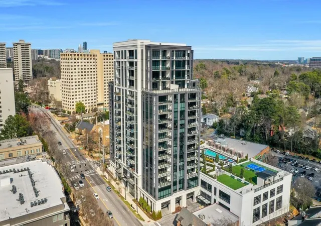 2nd image of 2425 Peachtree Rd Ne, Atlanta, GA 30305