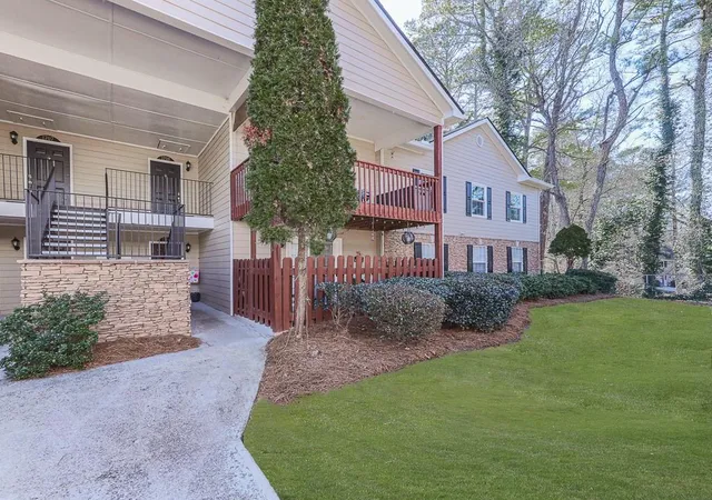 1st image of 1708 Brighton Pt, Atlanta, GA 30328 | MLS# 7784755