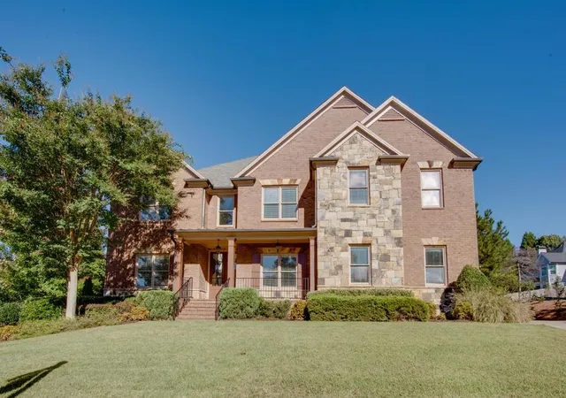 Single family home for sale at 545 Settles Brk Ct, Suwanee, GA 30024 | MLS# 7853602