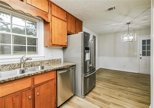 5th image of 3413 Creekwood Dr Se, Conyers, GA 30094 | MLS# 7810977