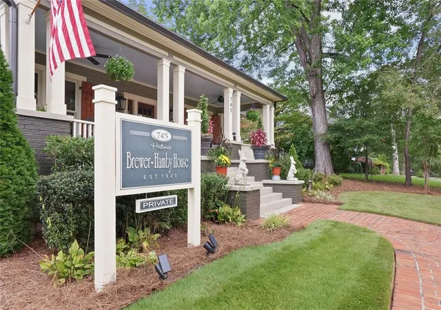 4th image of 745 Washington St, Clarkesville, GA 30523 | MLS# 7745509