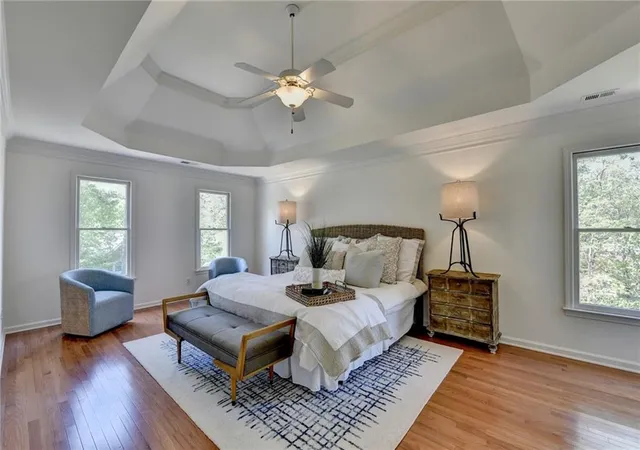 Photo 4 of Single family home for sale at 715 Apsley Way, Johns Creek, GA 30022 | MLS# 7810286 | Listing updated on 2026-09-11