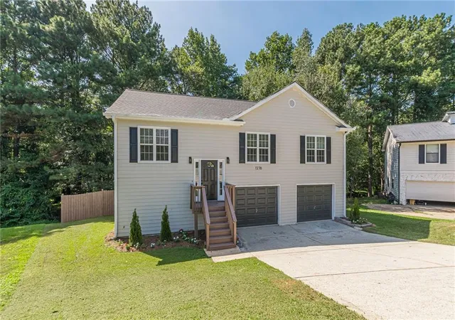 3rd image of 1278 Lynx Ct, Hampton, GA 30228 | MLS# 7825266