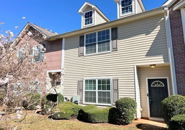 Photo 1 of Townhouse for sale at 813 Commerce Blvd, Riverdale, GA 30296 | MLS# 7857672 | Listing updated on 2026-10-30