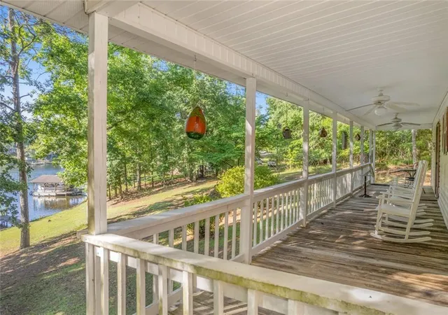 Photo 3 of Single family home for sale at 1038 Carrs Sta Rd Ne, Milledgeville, GA 31061 | MLS# 7814055 | Listing updated on 2026-08-28