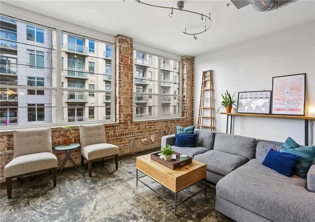 3rd image of 800 Peachtree St Ne #8613, Atlanta, GA 30308 | MLS# 7793858