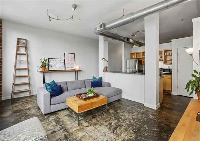 4th image of 800 Peachtree St Ne #8613, Atlanta, GA 30308 | MLS# 7793858
