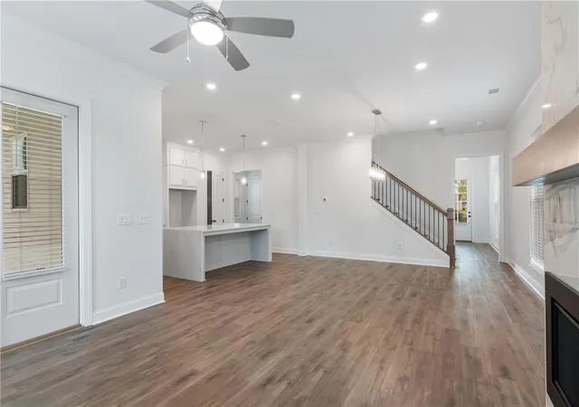 Photo 3 of Sale Pending at 676 Summit Hl Way, Cumming, GA 30040 | MLS# 7813076 | Listing updated on 2026-08-13