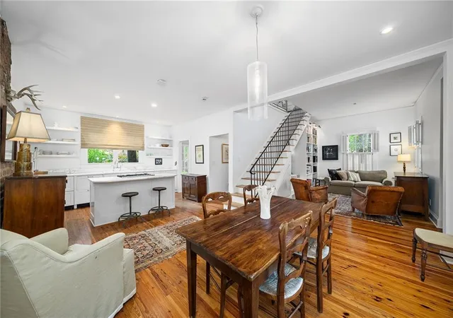 4th image of 756 Berkeley Ave Nw, Atlanta, GA 30318 | MLS# 7777331