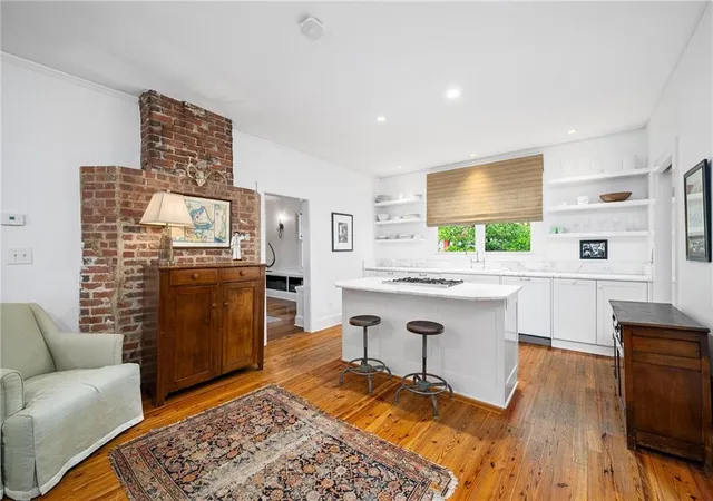 5th image of 756 Berkeley Ave Nw, Atlanta, GA 30318 | MLS# 7777331