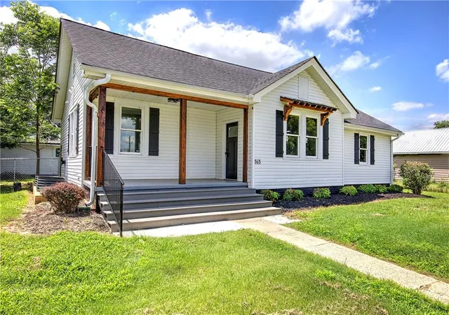 Homes for sale in Rockmart, GA | 565 Lane St, Rockmart, GA 30153 | MLS# 7774349
