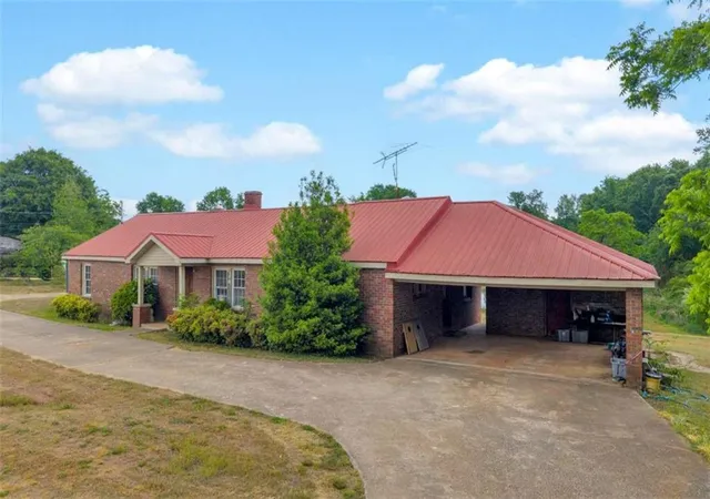 5th image of 740 Cromers Bridge Rd, Royston, GA 30662 | MLS# 7775476