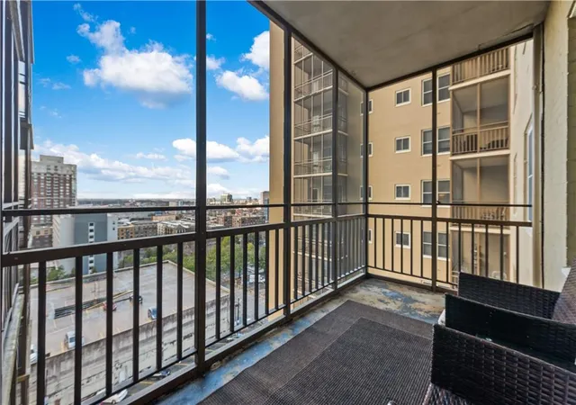 2nd image of 300 Peachtree St Ne, Atlanta, GA 30308