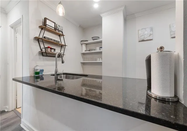 5th image of 300 Peachtree St Ne #10H, Atlanta, GA 30308 | MLS# 7626386