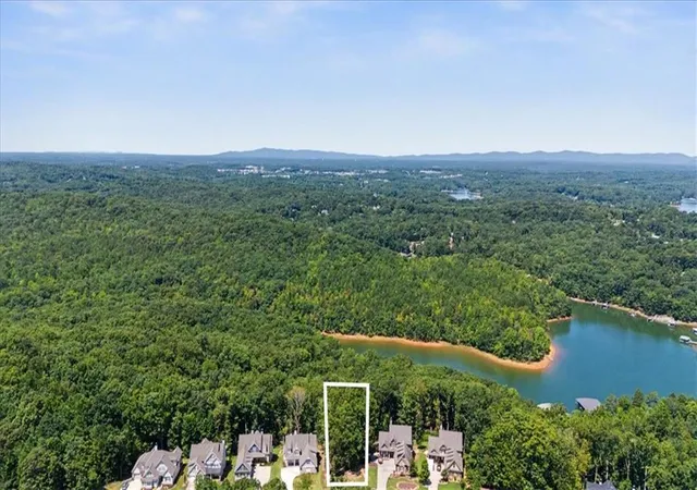 Photo 3 of Sale Pending at 7385 Crestline Dr, Dawsonville, GA 30534 | MLS# 7825345 | Listing updated on 2026-10-05
