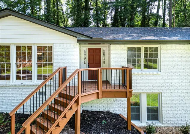 4th image of 664 Hickory Ridge Rd Sw, Lilburn, GA 30047 | MLS# 7824232